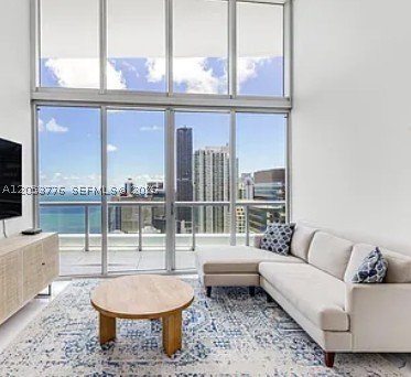 Comprar apartamento no Icon Brickell Tower II 4105