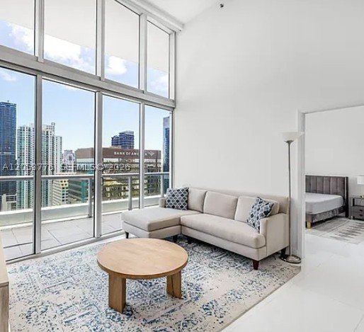 Comprar apartamento no Icon Brickell Tower II 4105