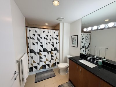 Alquiler de apartamento en Met 1 T-2208