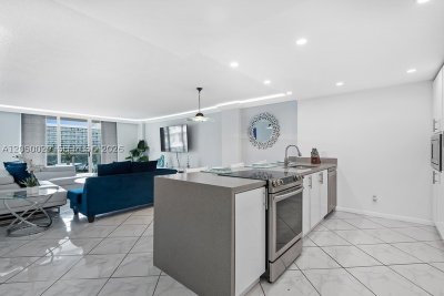 Aluguel de apartamento no Hallmark of Hollywood 410