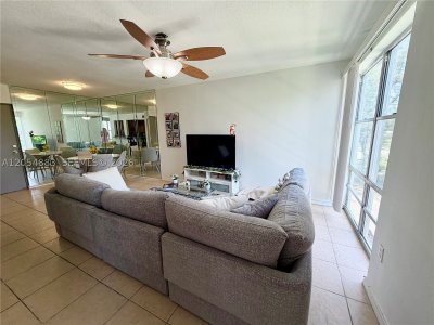 Aluguel de apartamento no Avila Condo 319