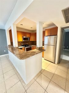 Aluguel de apartamento no Avila Condo 319