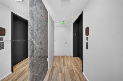 Comprar apartamento en SLS Lux Brickell 3010