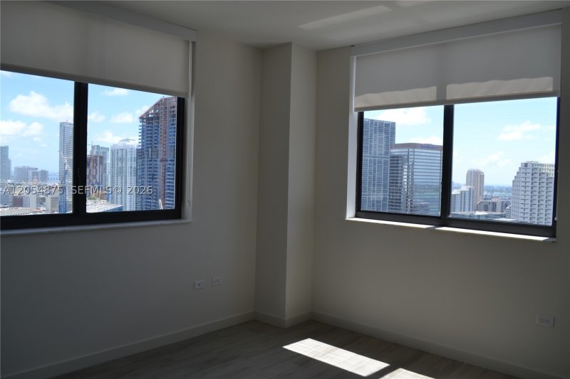 Alquiler de apartamento en Nine at Mary Brickell Village 3302