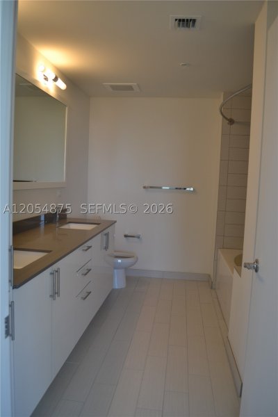 Alquiler de apartamento en Nine at Mary Brickell Village 3302