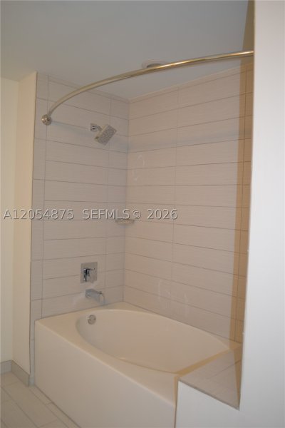 Alquiler de apartamento en Nine at Mary Brickell Village 3302