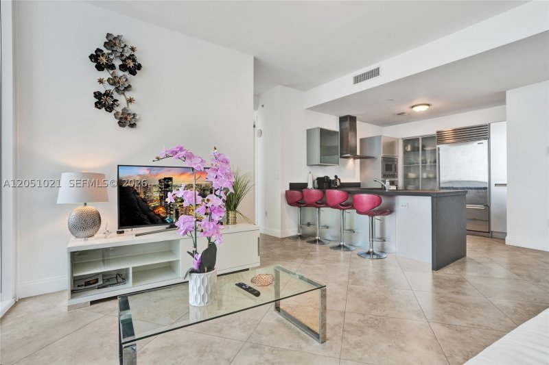 Comprar apartamento no Trump Royale 4705
