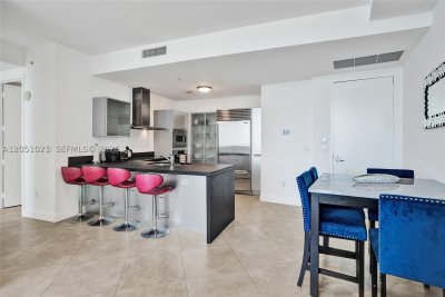 Comprar apartamento no Trump Royale 4705
