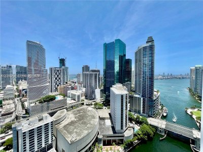 Comprar apartamento no Brickell on the River North 3712