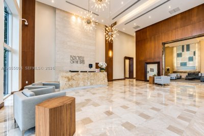 Comprar apartamento no Brickell on the River North 3712