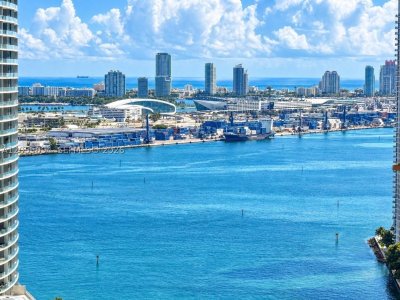 Comprar apartamento en Brickell on the River North 3712