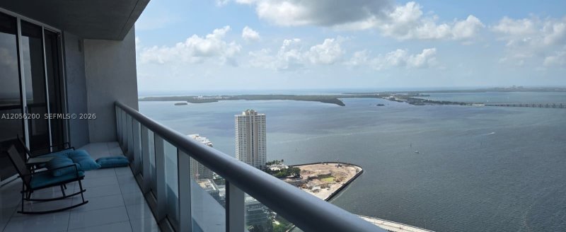 Apartment for rent at Icon Brickell Tower II 4205