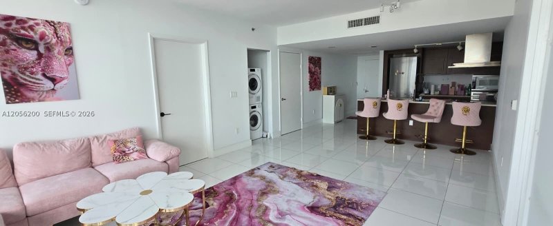 Apartment for rent at Icon Brickell Tower II 4205