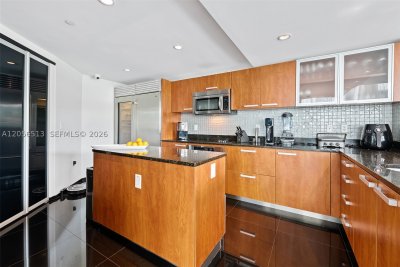 Comprar apartamento no Atrium Aventura 1-301