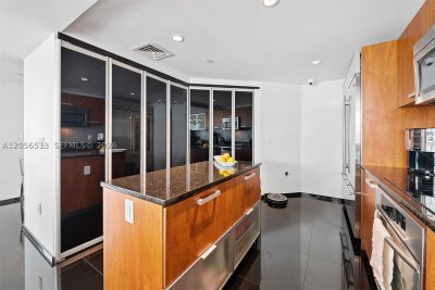 Comprar apartamento no Atrium Aventura 1-301