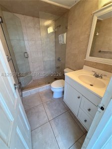 Aluguel de apartamento no The Amethyst 1008