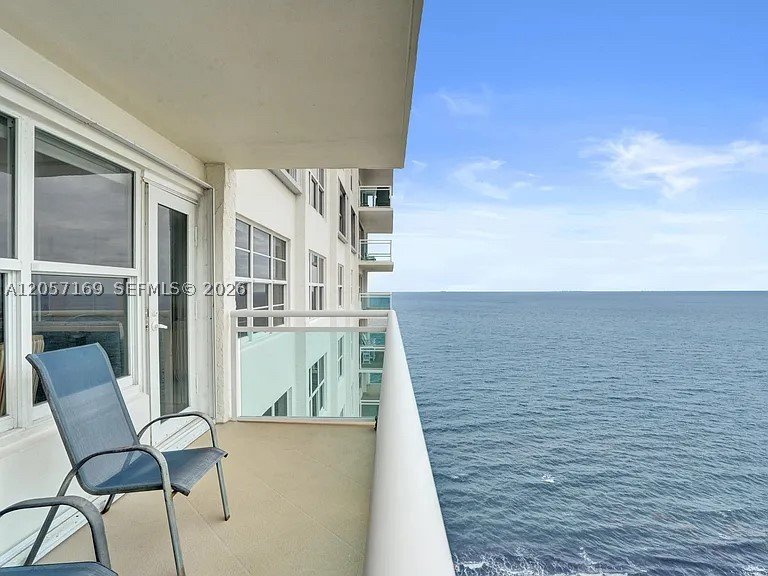 Condo for sale at Playa Del Mar 2602