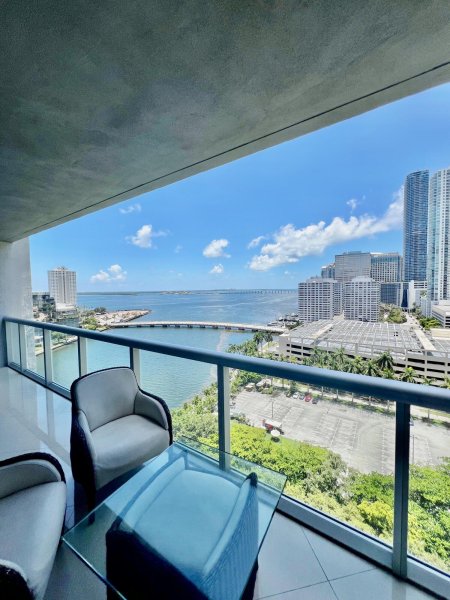 Apartment for rent at Icon Brickell Tower II 1605