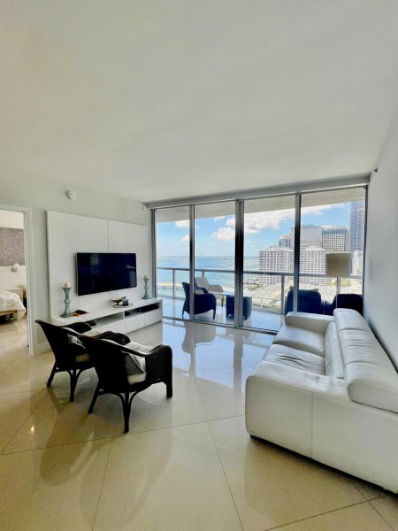 Apartment for rent at Icon Brickell Tower II 1605