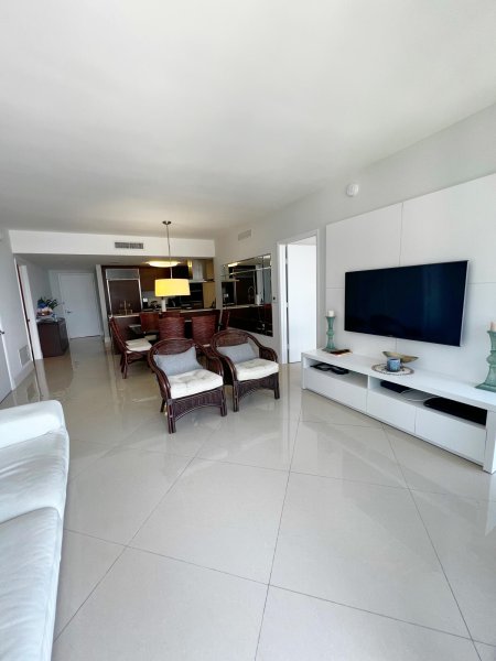 Apartment for rent at Icon Brickell Tower II 1605