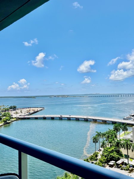 Apartment for rent at Icon Brickell Tower II 1605