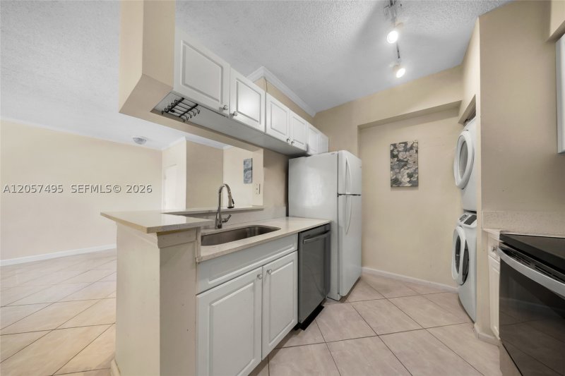 Apartment for rent at Porto Bellagio 4301