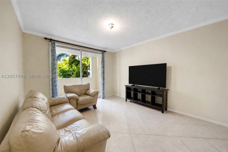 Apartment for rent at Porto Bellagio 4301