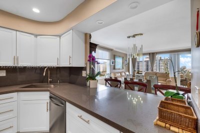 Comprar apartamento no Coral Ridge Towers North 1216
