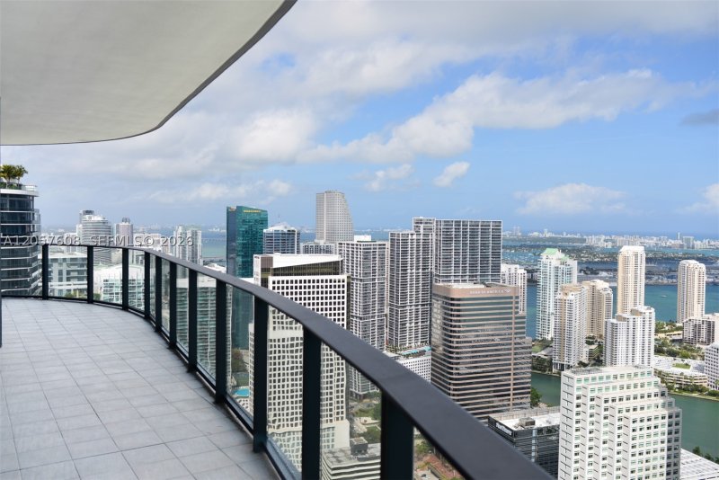 Alquiler de apartamento en Brickell Flatiron PH5907