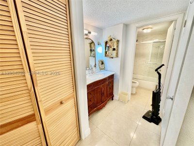 Comprar apartamento en Del Prado South Tower 1002