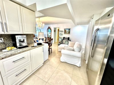 Comprar apartamento en Del Prado South Tower 1002