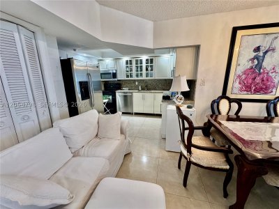 Comprar apartamento en Del Prado South Tower 1002