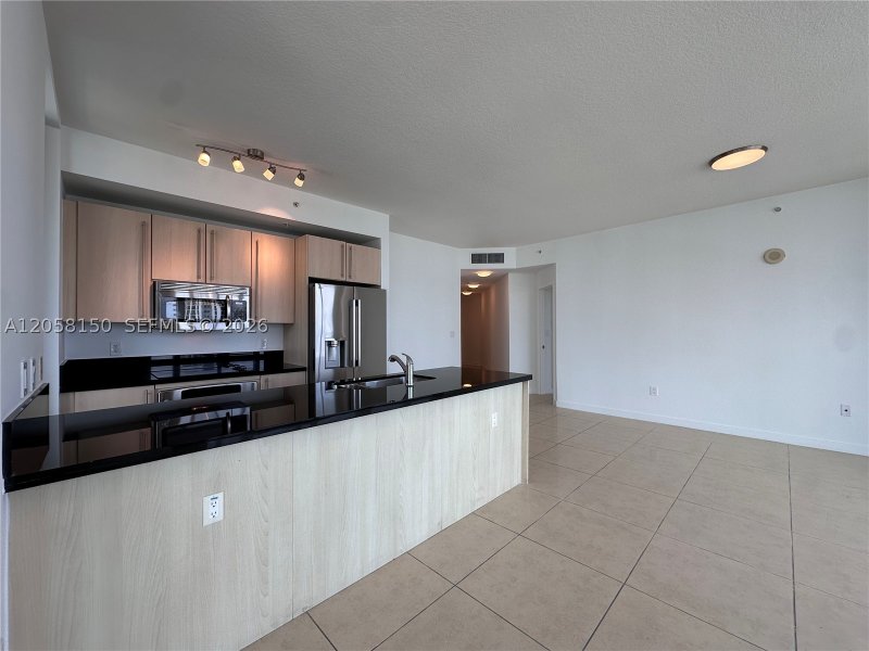 Apartment for rent at Axis on Brickell North Tower 1525-N