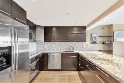 Aluguel de apartamento no Oceanfront Plaza 1609