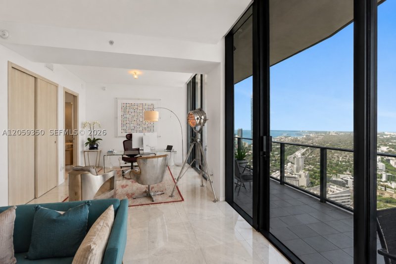 Comprar apartamento en Brickell Flatiron PH6106