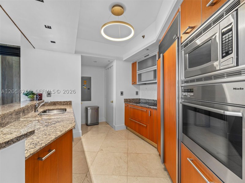 Apartment for rent at Murano Grande 808