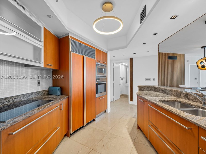 Apartment for rent at Murano Grande 808