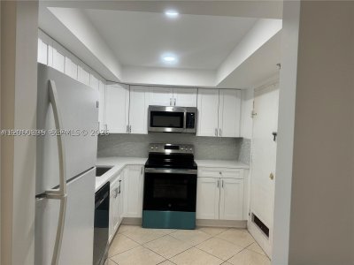 Aluguel de apartamento no Coastal Towers 320