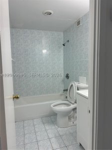 Aluguel de apartamento no Coastal Towers 320