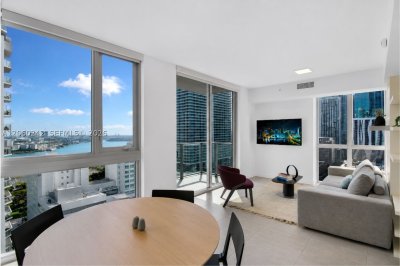 Comprar apartamento en YotelPad Miami 2000