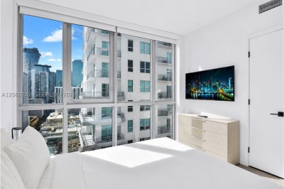 Comprar apartamento en YotelPad Miami 2000