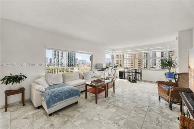 Comprar apartamento en The Hemispheres 5F