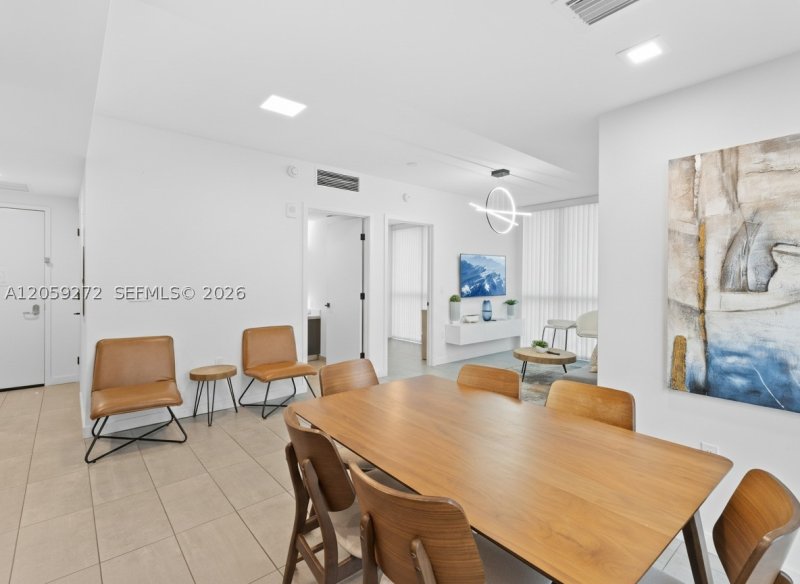 Condo for sale at YotelPad Miami 2202