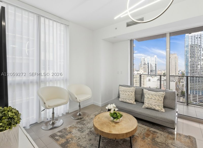 Condo for sale at YotelPad Miami 2202