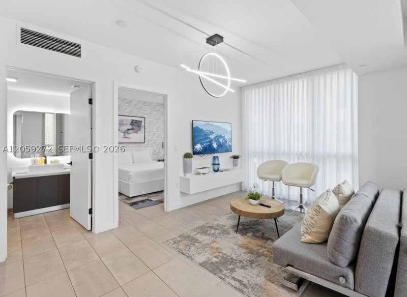 Condo for sale at YotelPad Miami 2202