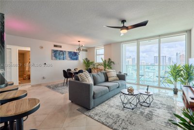 Brickell on the River North Apt #3201