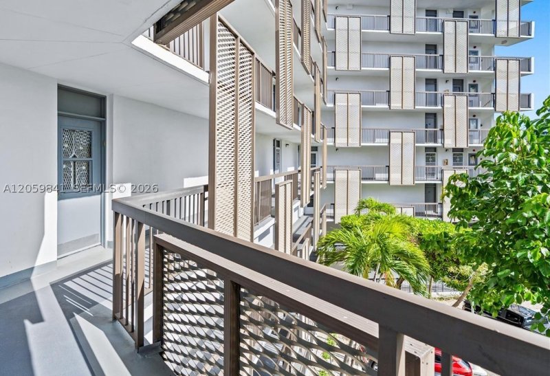 Condo for sale at Biscaya 310
