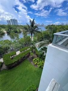 Comprar apartamento en The Harbour 305
