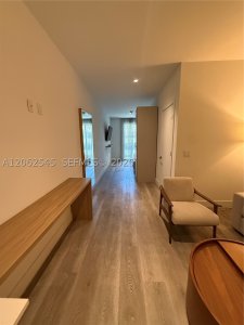 Comprar apartamento no Smart Brickell III 507
