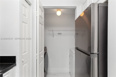 Comprar apartamento en Porto Bellagio 1210